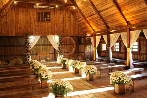 Charming kent wedding venue: winter's barns awaits you